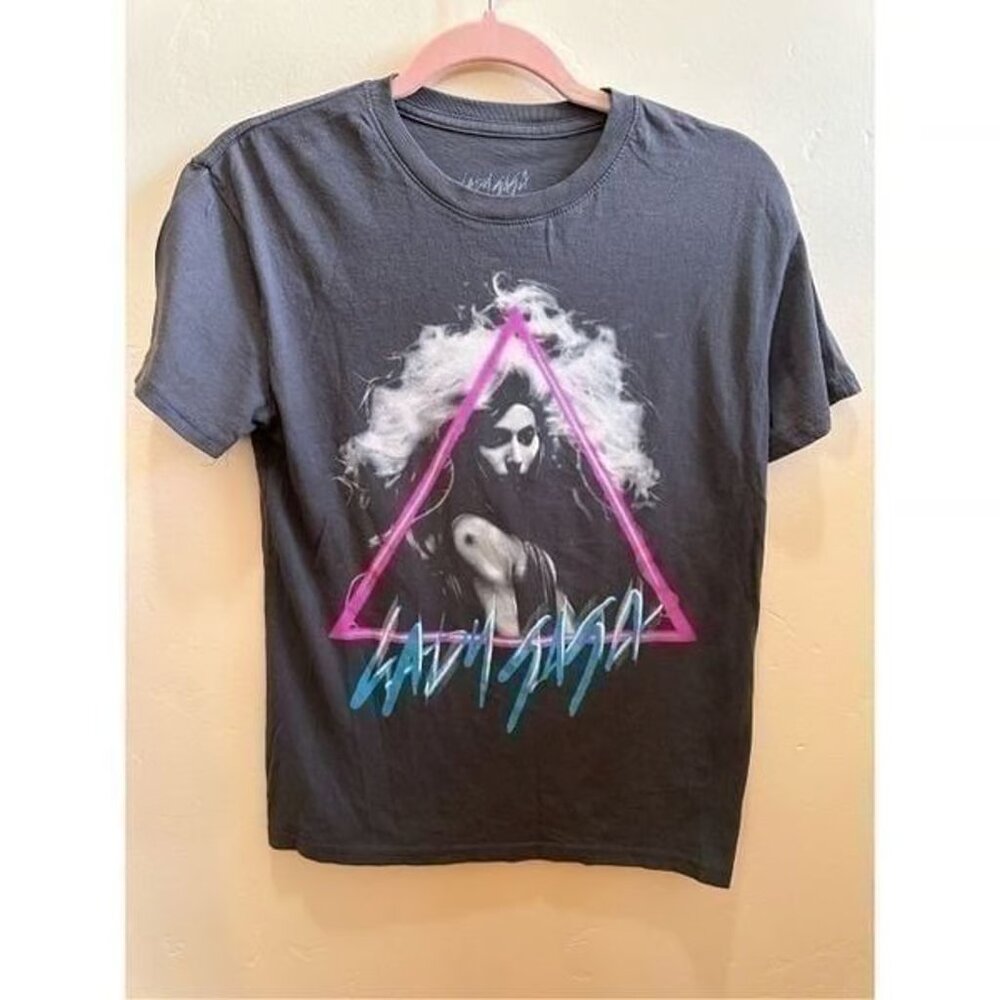 Lady Gaga Gray White and Pink Cotton Graphic Tee Size Small